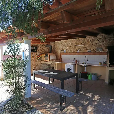 Сasa de vacaciones Monte House *