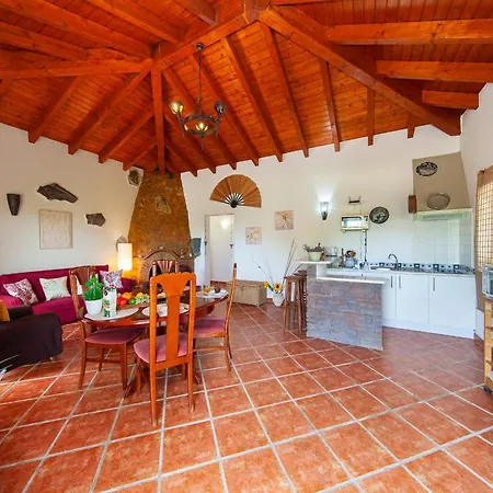 Prázdninový dům Monte House Luz