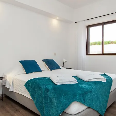 Monte House * Luz